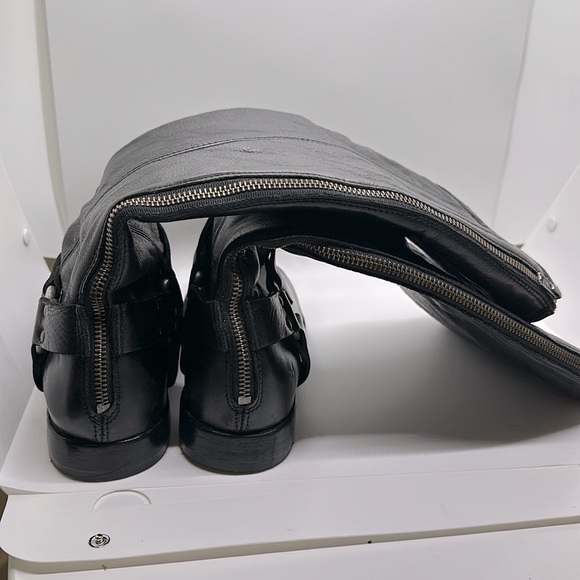 Frye Women’s Phillip Harness Tall Black Leather Boot, Size 9.5 Excellent Cond - Picture 5 of 6